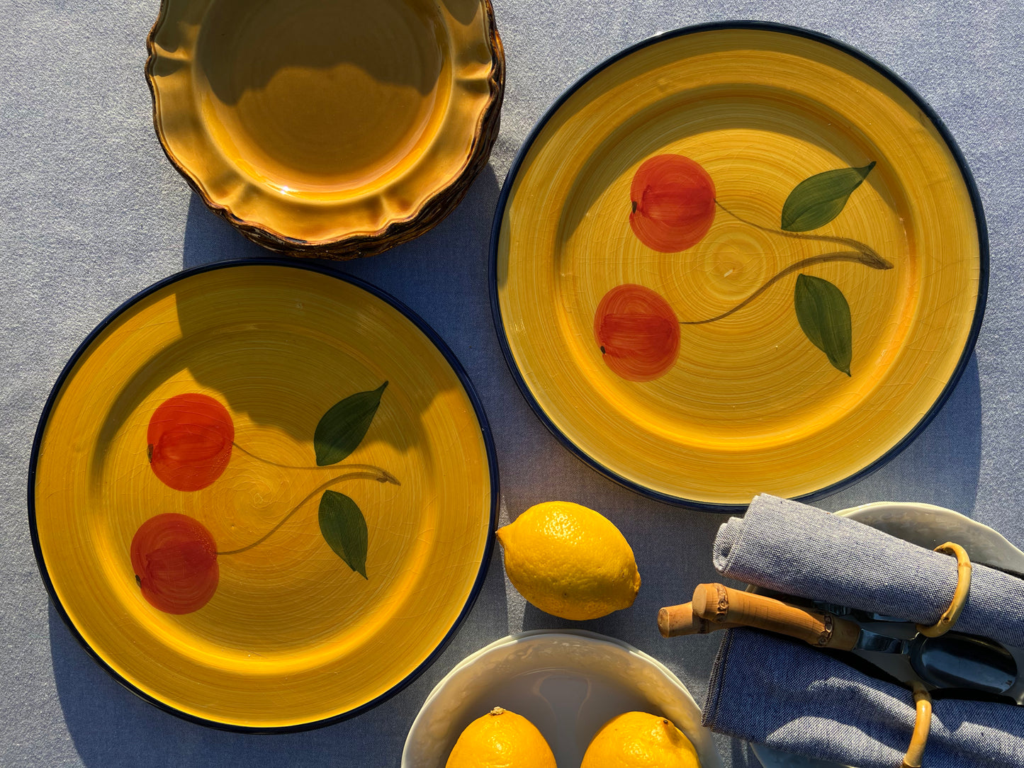 Grande assiette de présentation cerise