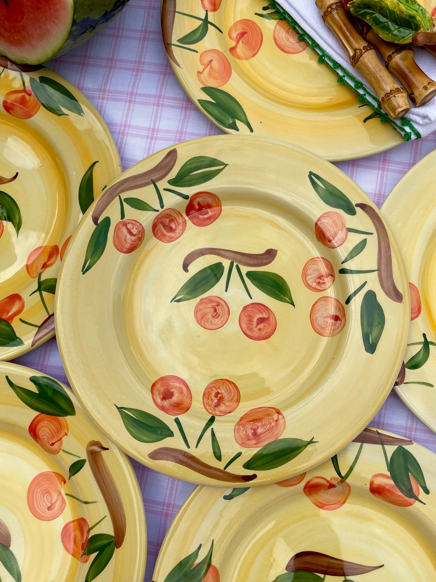 6 assiettes à dessert cerises Made in Italy