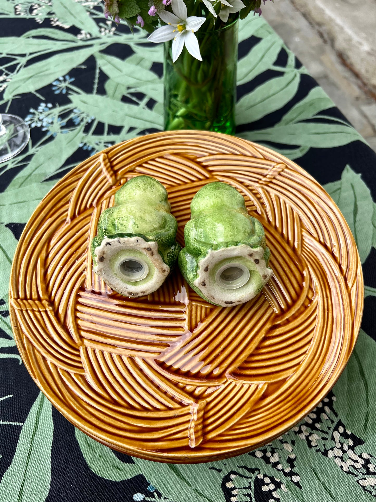 Salière et poivrière grenouilles