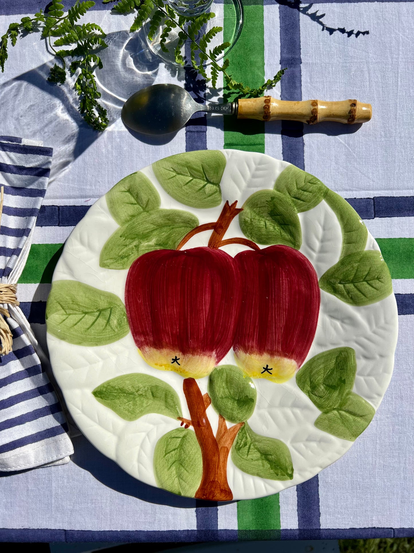 10 assiettes à dessert fruits