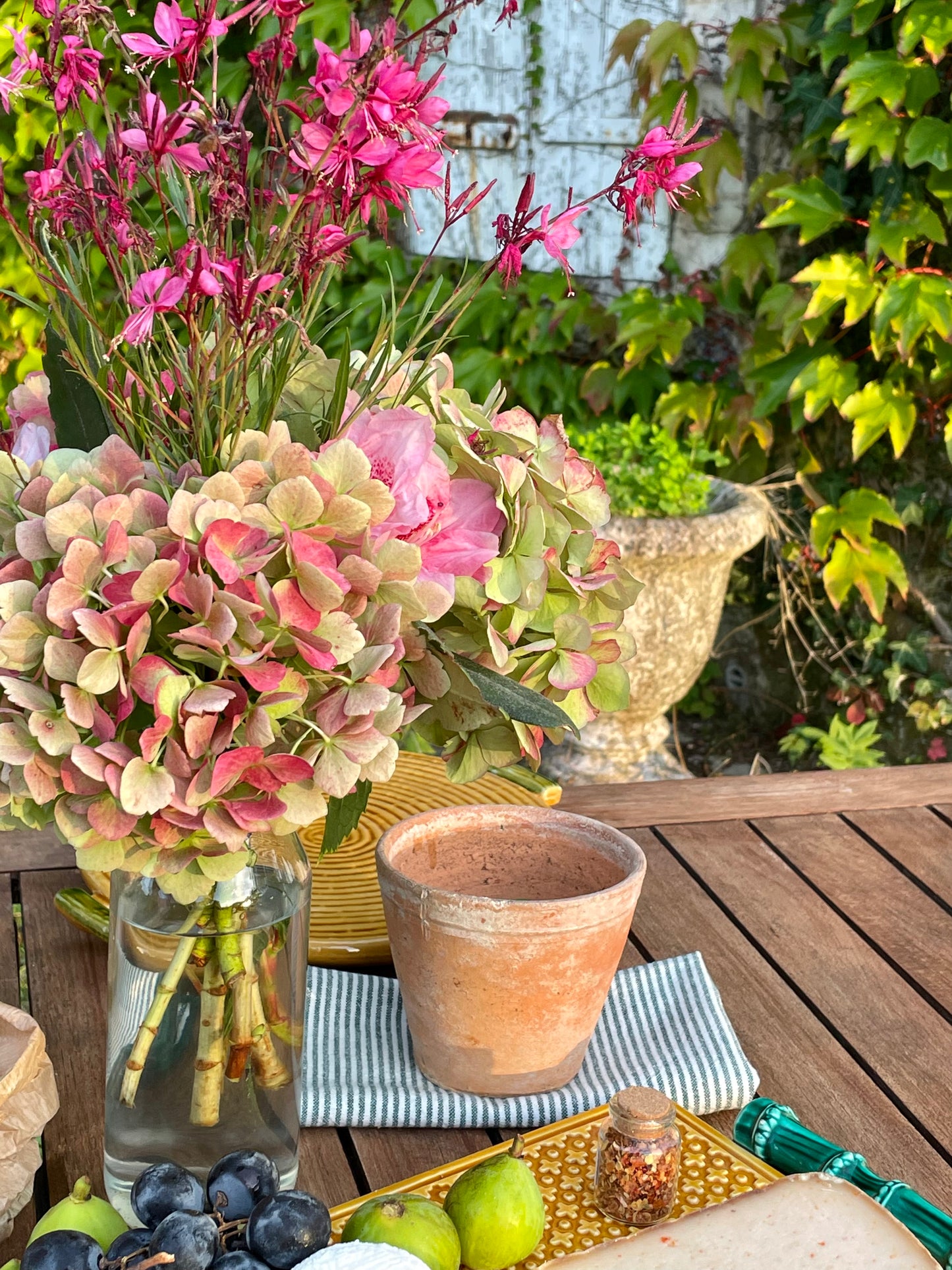 Plateau fromage décor cannage et  bambou