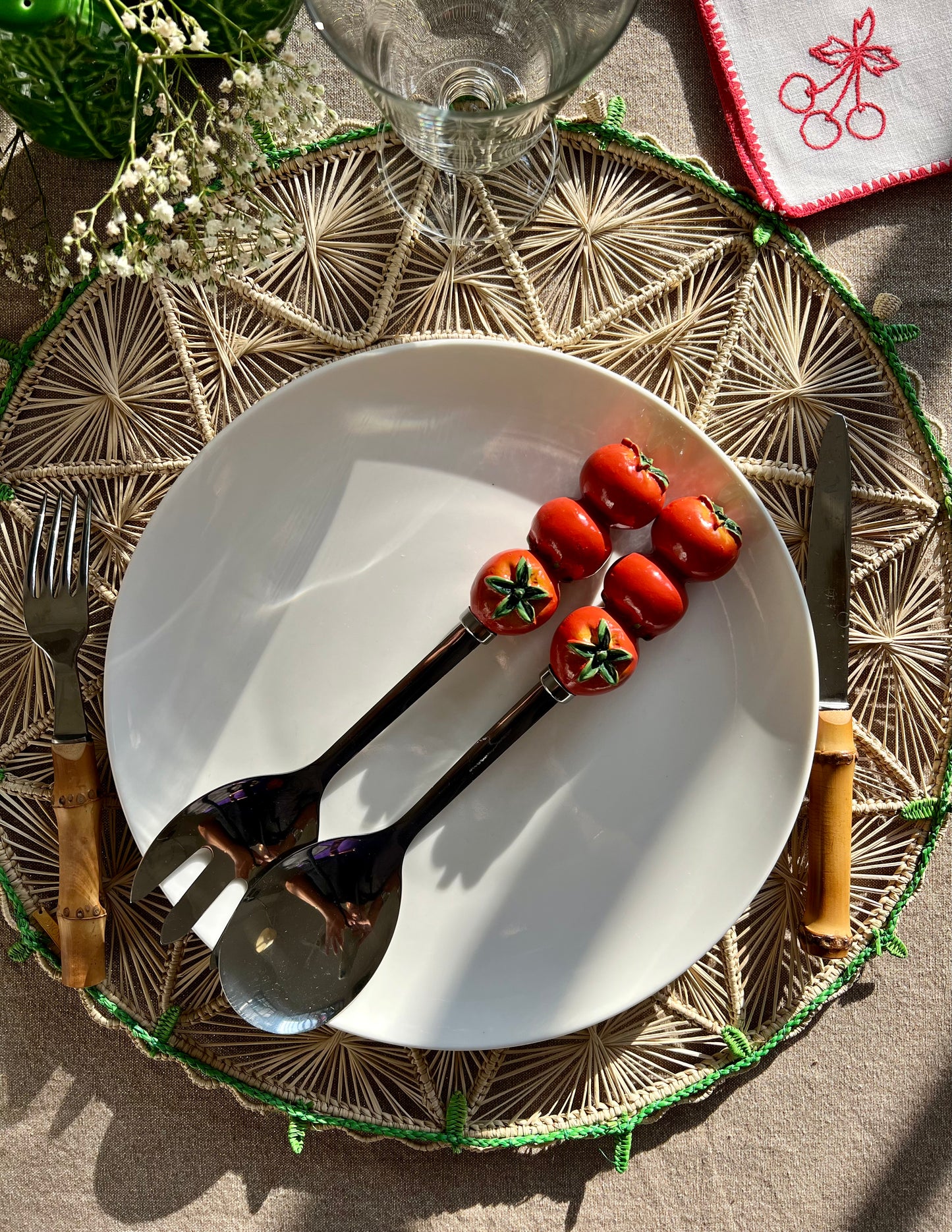 Couverts à salade tomates