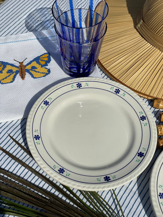 10 assiettes à dessert fleurs Made in Brazil